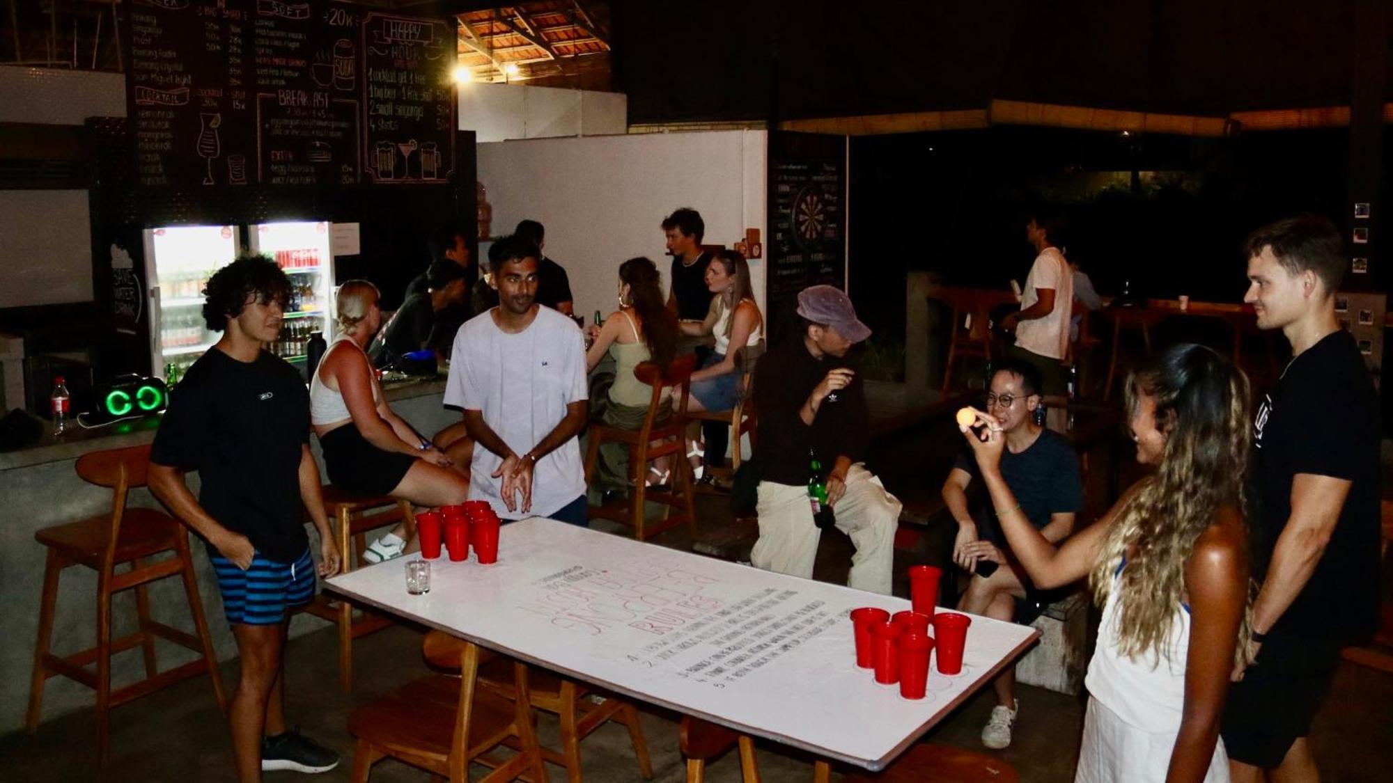 Sepeda Hostel *